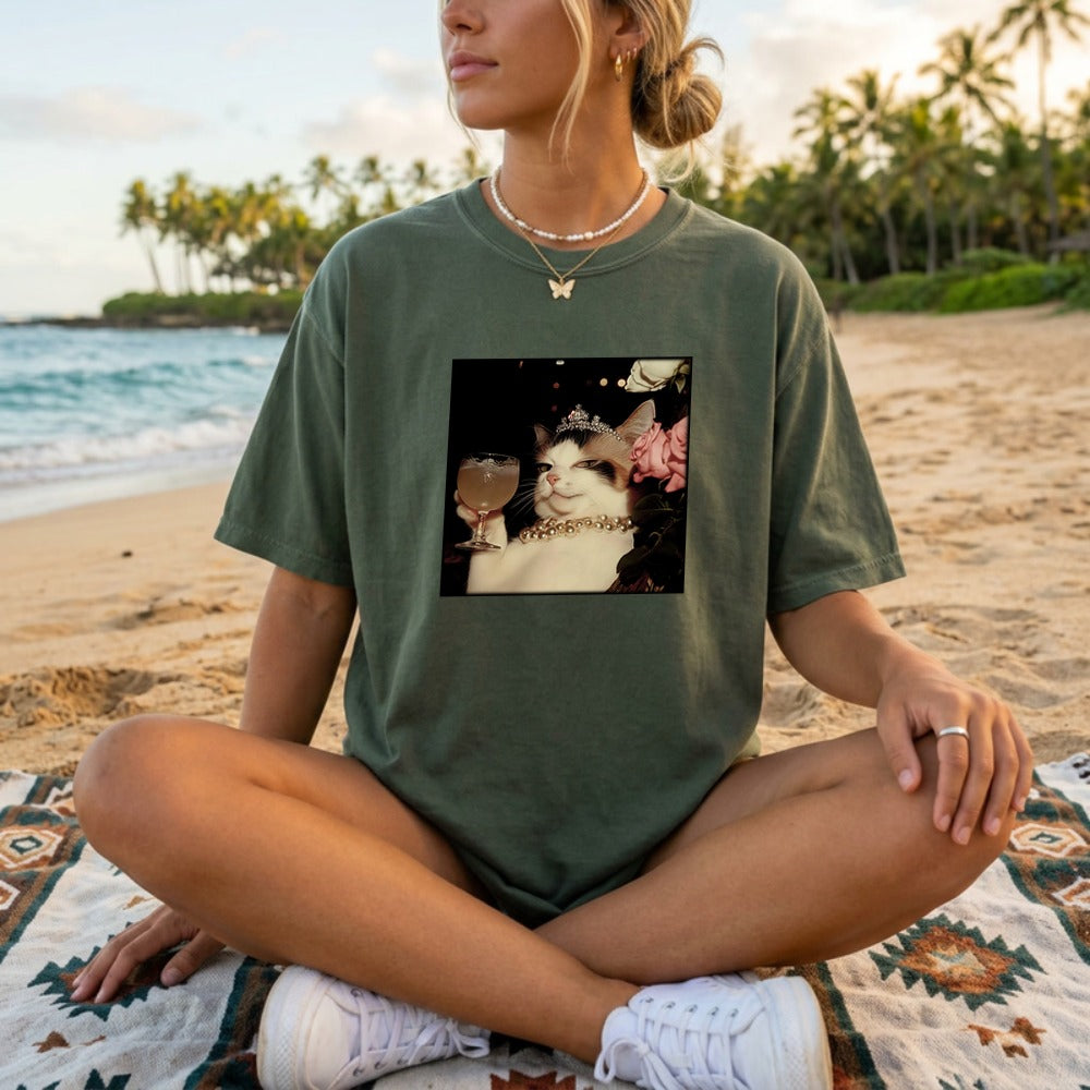 Retro Elengant Cat Funny Vintage Graphic Tee