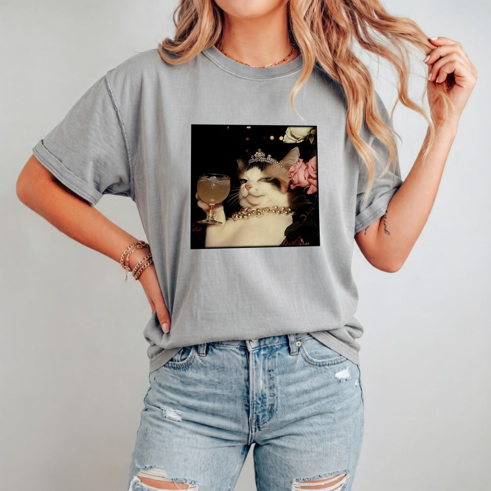 Retro Elengant Cat Funny Vintage Graphic Tee